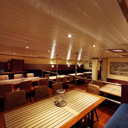 B&B Sailing Ship Summertime Kampen Exterior photo